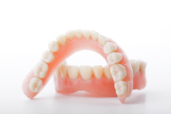 What Are Full Mouth Dentures?[Implant Supported Dentures]
